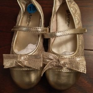Girls gold flats